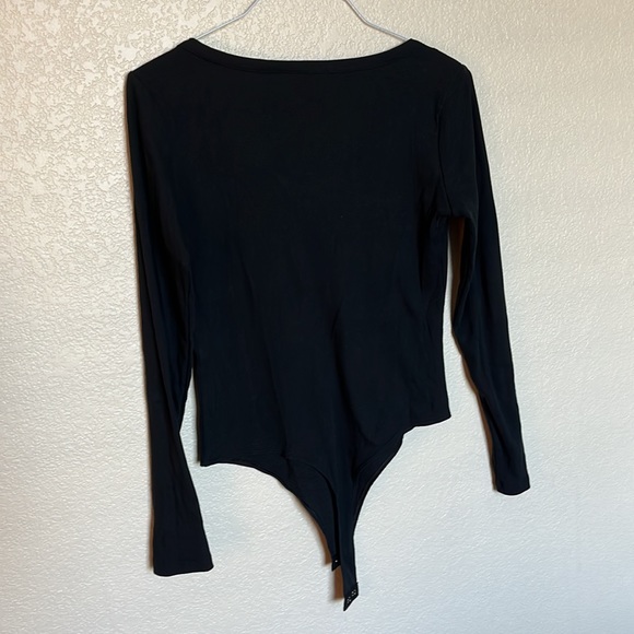 Banana Republic Long Sleeve Bodysuit - Picture 3 of 3